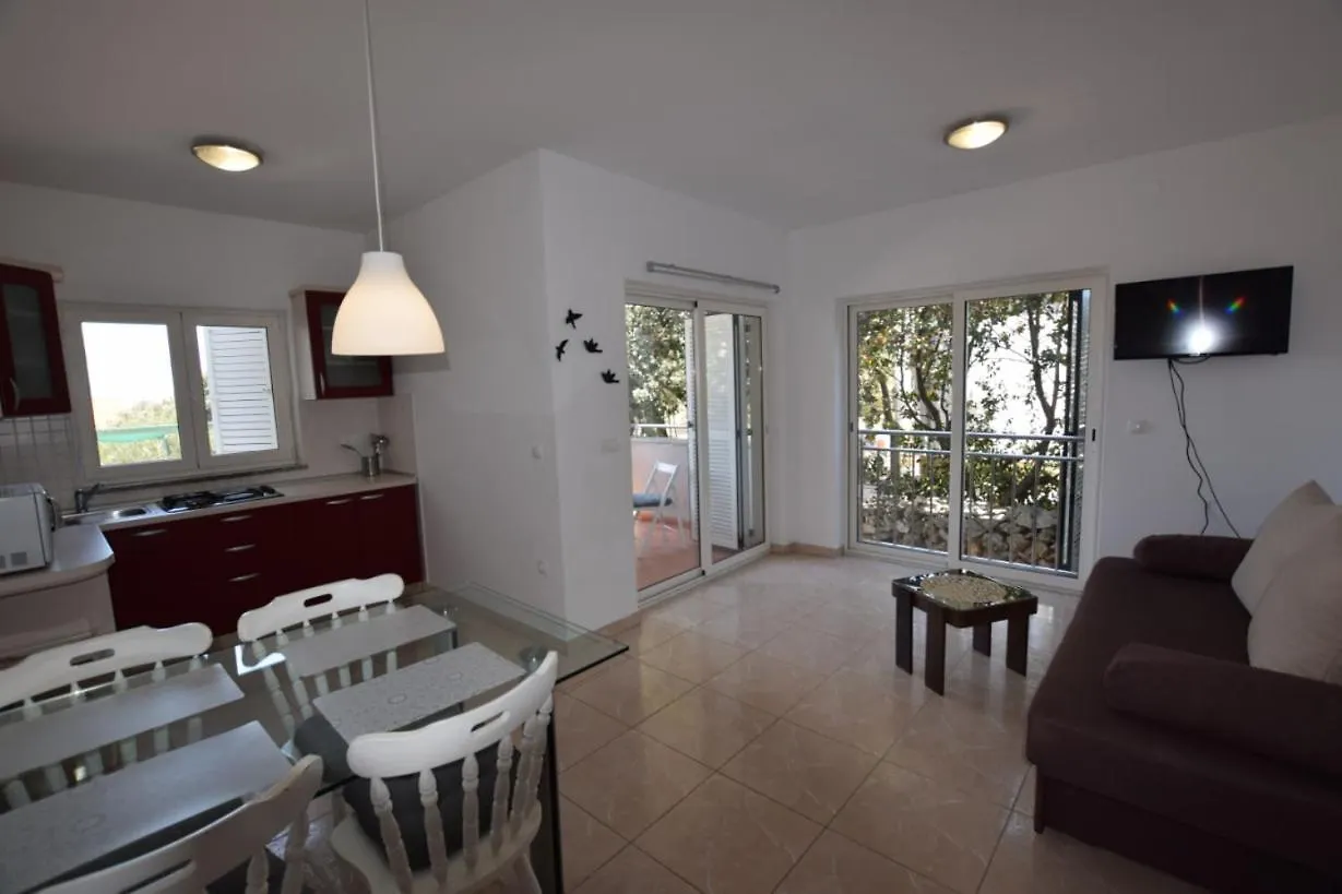 Apartment Vita 4 Pers 콜란